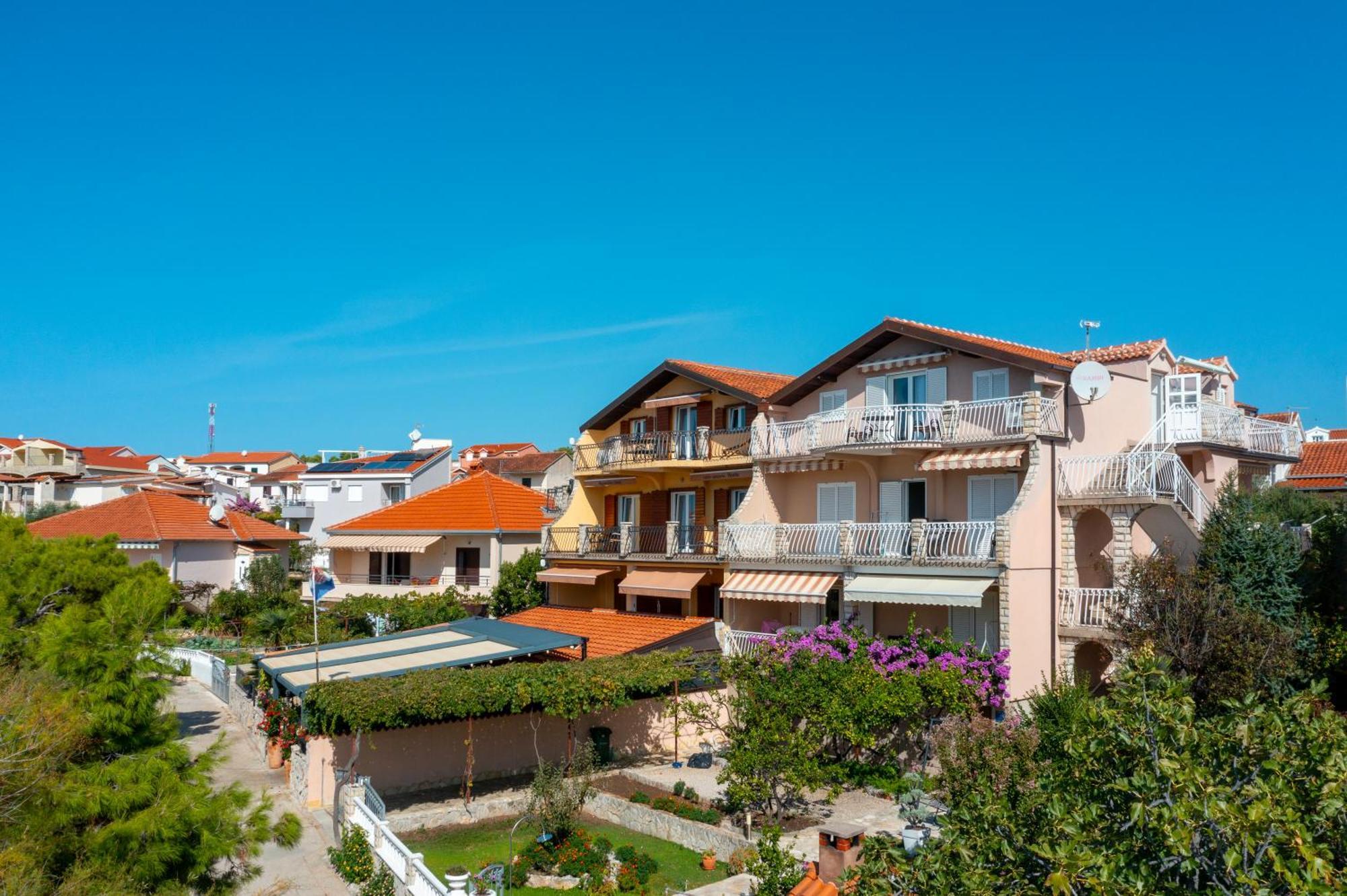 Apartments Rogoznicka Oaza Rogoznica  Extérieur photo